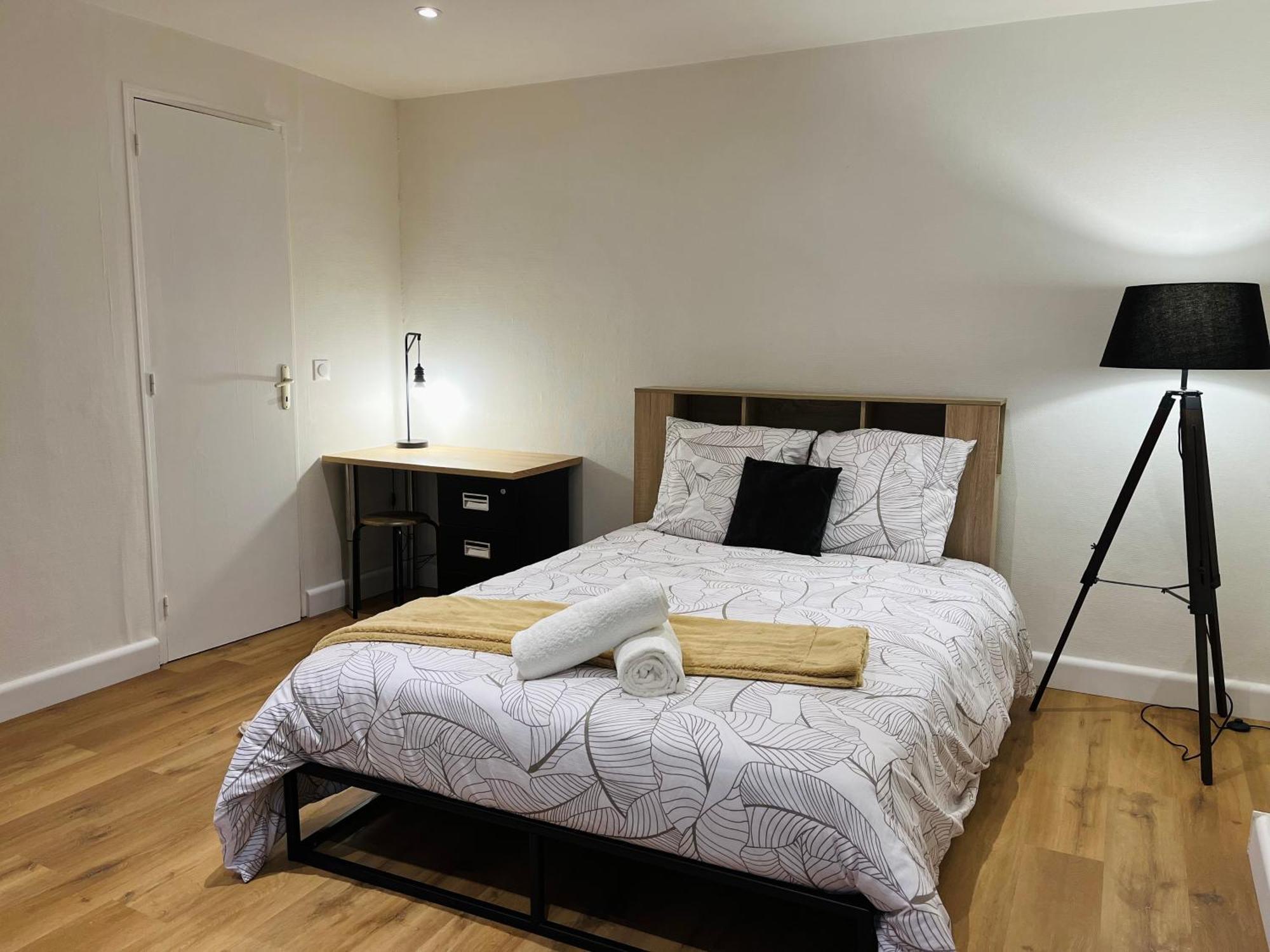 Апартаменти La Ruche Arrageoise - Parking Gratuit - Cozy - Grand Lit - Long Sejour Арас Екстер'єр фото